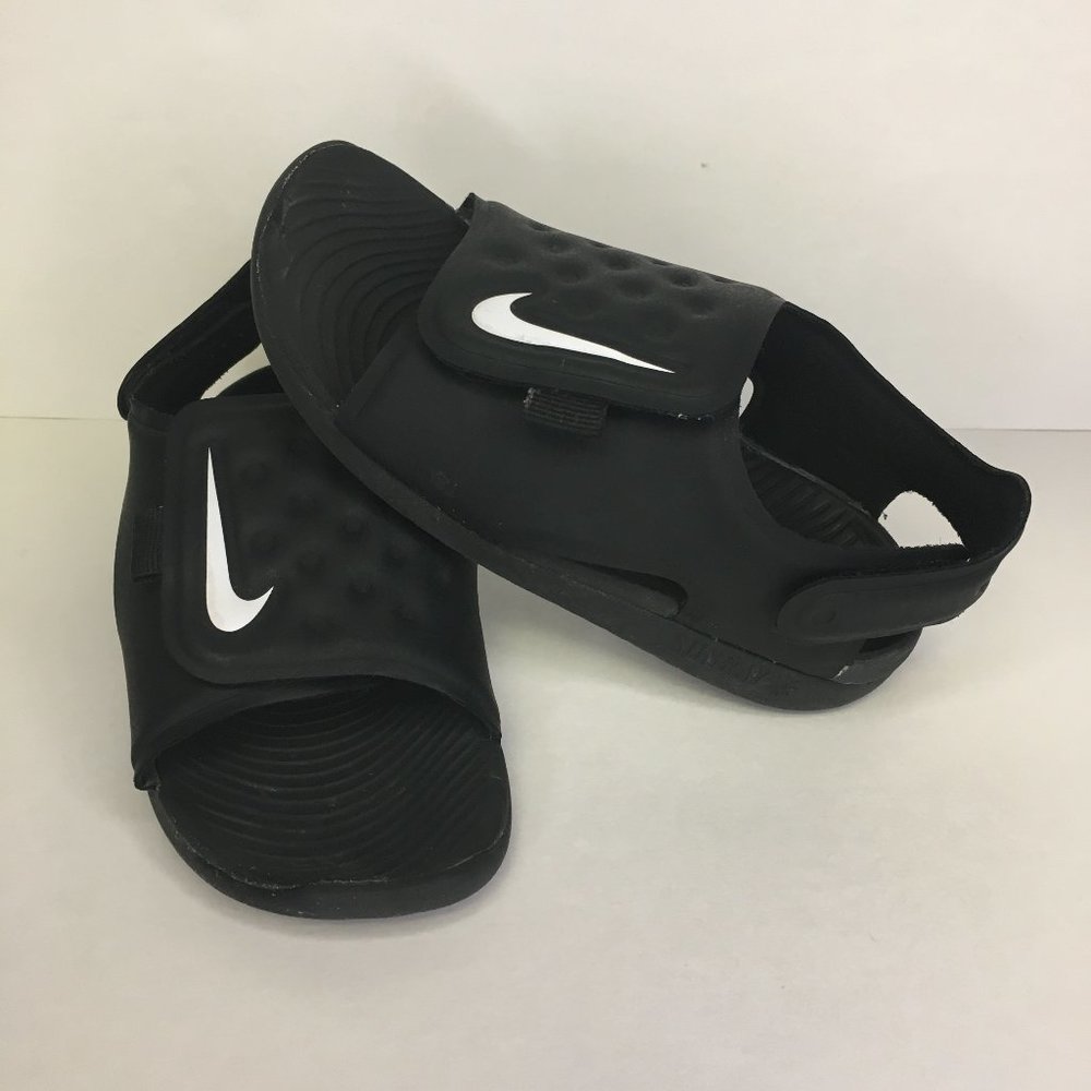 Nike black sandals with Velcro for kids size 9